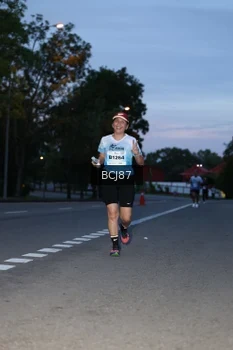 Runner Photo 2229355
