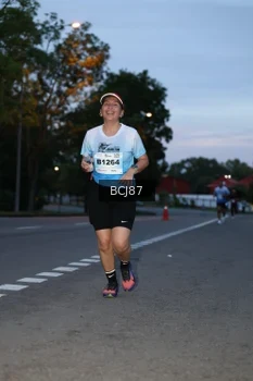 Runner Photo 2229356
