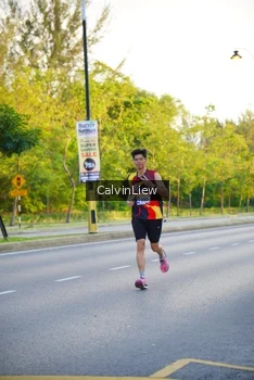 Runner Photo 2229437