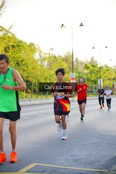 Runner Photo 2229478
