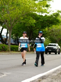 Runner Photo 2229594