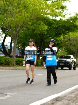 Runner Photo 2229596