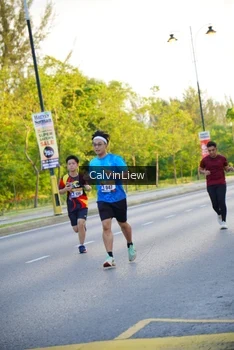 Runner Photo 2229853