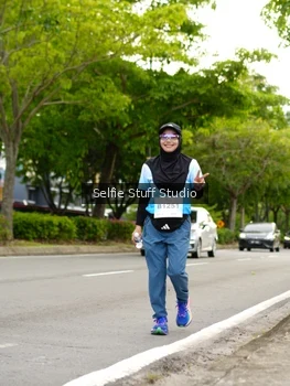 Runner Photo 2229870