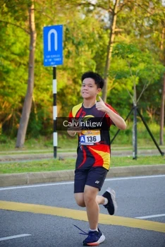 Runner Photo 2229879