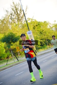Runner Photo 2230007