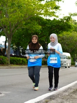 Runner Photo 2230014