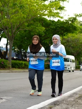 Runner Photo 2230016