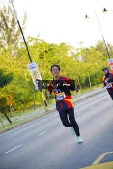 Runner Photo 2230035