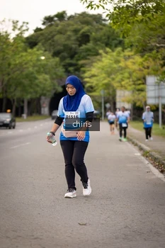 Runner Photo 2230174