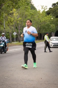 Runner Photo 2230200