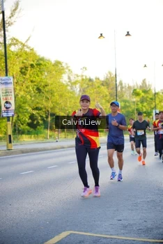 Runner Photo 2230230