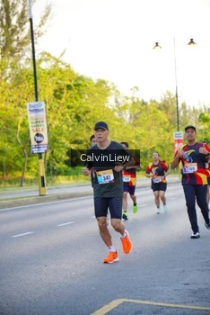 Runner Photo 2230249