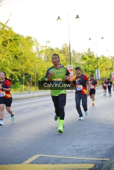 Runner Photo 2230266