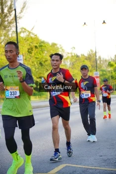 Runner Photo 2230279