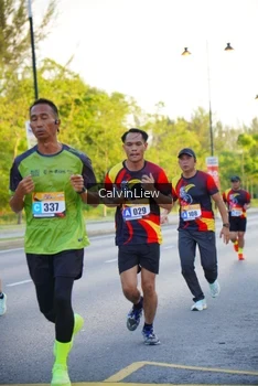 Runner Photo 2230280
