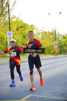 Runner Photo 2230331
