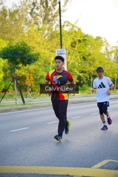 Runner Photo 2230338