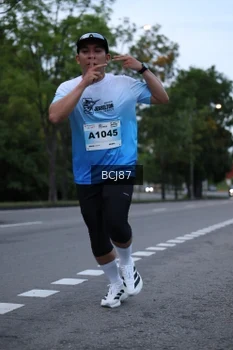 Runner Photo 2230490