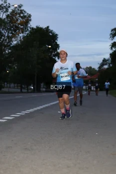 Runner Photo 2230519