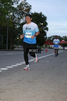 Runner Photo 2230535