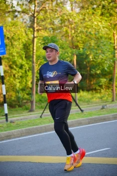 Runner Photo 2230540