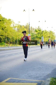 Runner Photo 2230617
