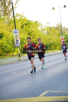 Runner Photo 2230691