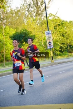 Runner Photo 2230701