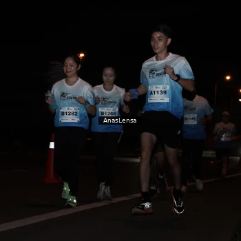Runner Photo 2230901