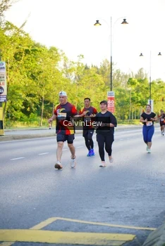 Runner Photo 2230933