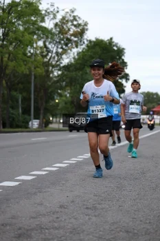 Runner Photo 2231135