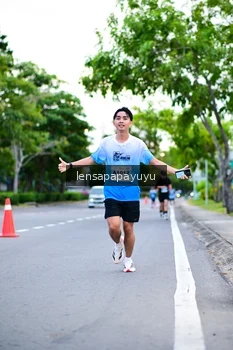 Runner Photo 2231654