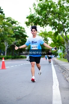 Runner Photo 2231659