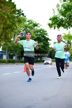 Runner Photo 2231757
