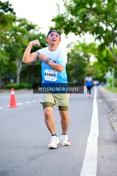 Runner Photo 2231788