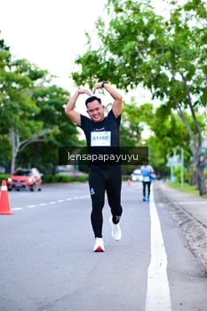 Runner Photo 2231914