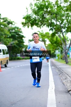 Runner Photo 2231938