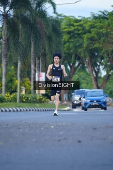 Runner Photo 2232785
