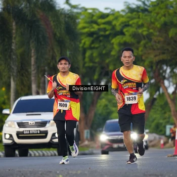 Runner Photo 2233010