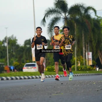 Runner Photo 2233342