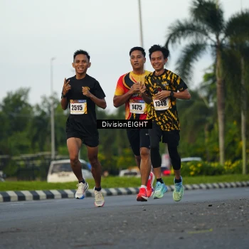 Runner Photo 2233378