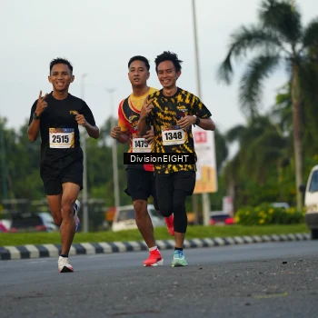 Runner Photo 2233399