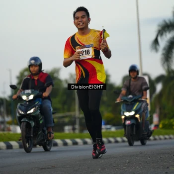 Runner Photo 2233625