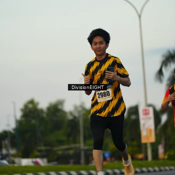 Runner Photo 2233637