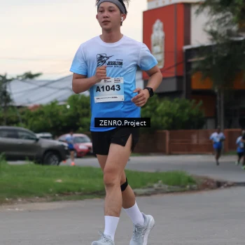 Runner Photo 2233682
