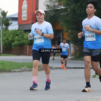 Runner Photo 2233714
