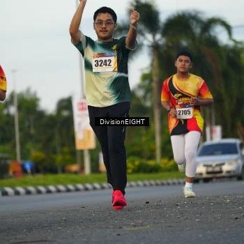 Runner Photo 2233721