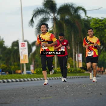 Runner Photo 2233775