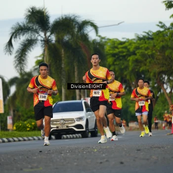 Runner Photo 2233877